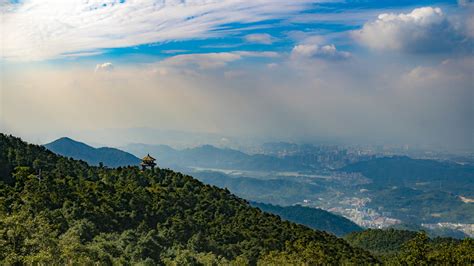 如何到深圳梧桐山，不妨从探寻其独特的自然美景与人文历史谈起。